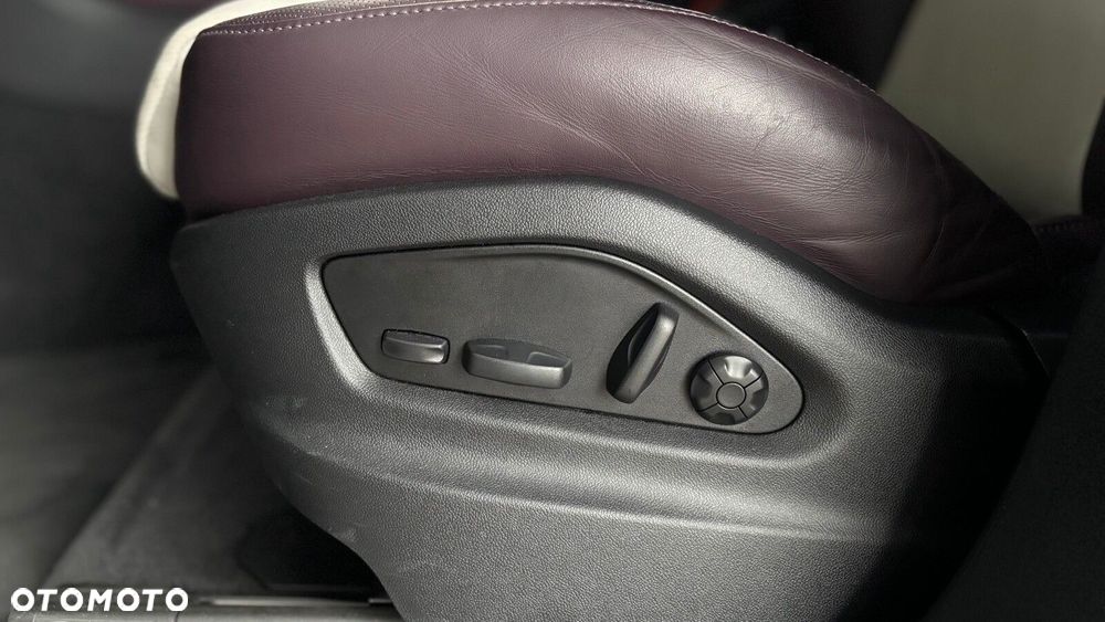 Porsche Cayenne - 13