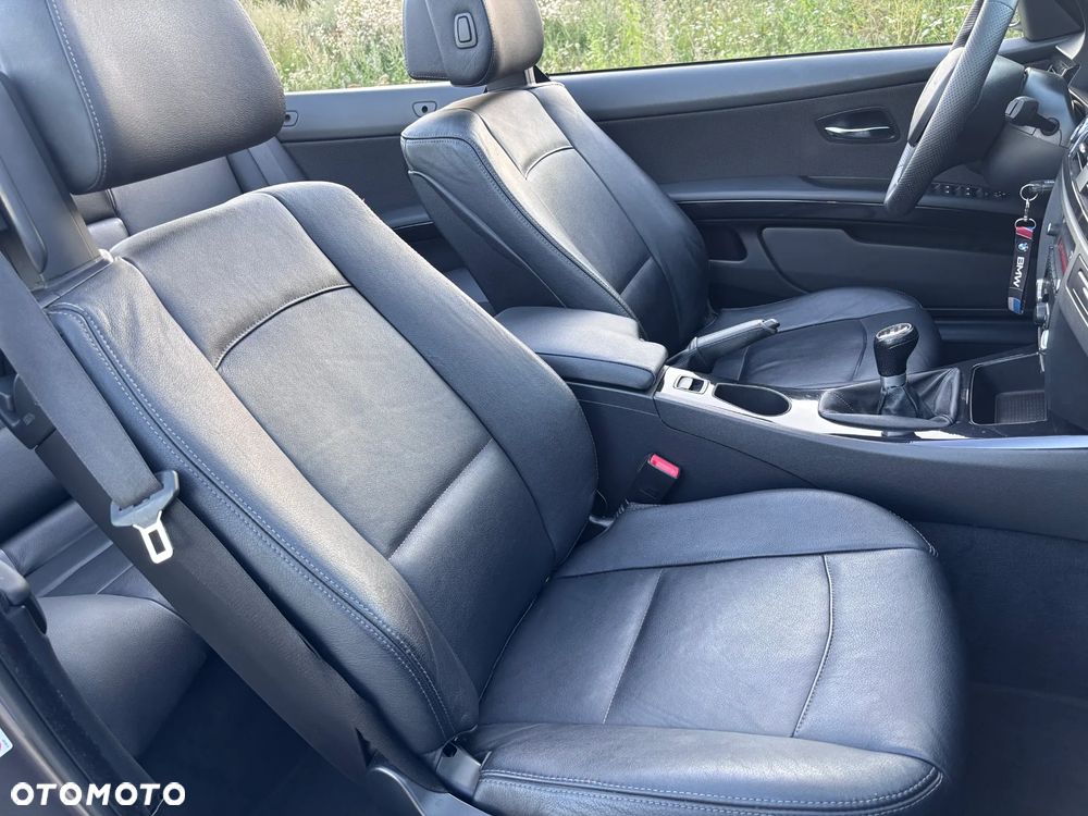 BMW Seria 3 320d - 34