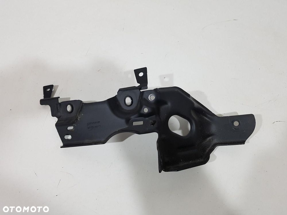 RENAULT RANGE GAMA T WSPORNIK MOCOWANIE UCHWYT STELAŻA LAMPY OKULARA LEWY - 1