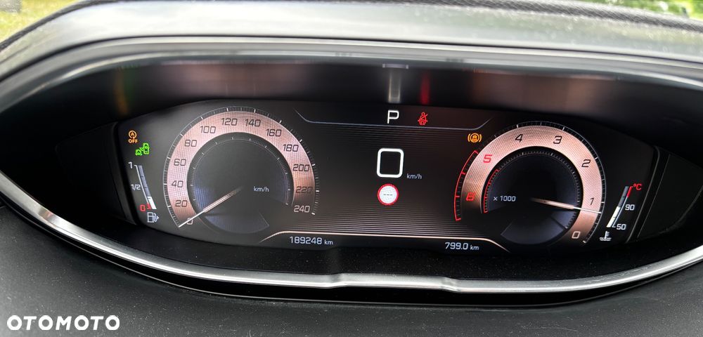 Peugeot 5008 BlueHDi 180 EAT8 GT - 37