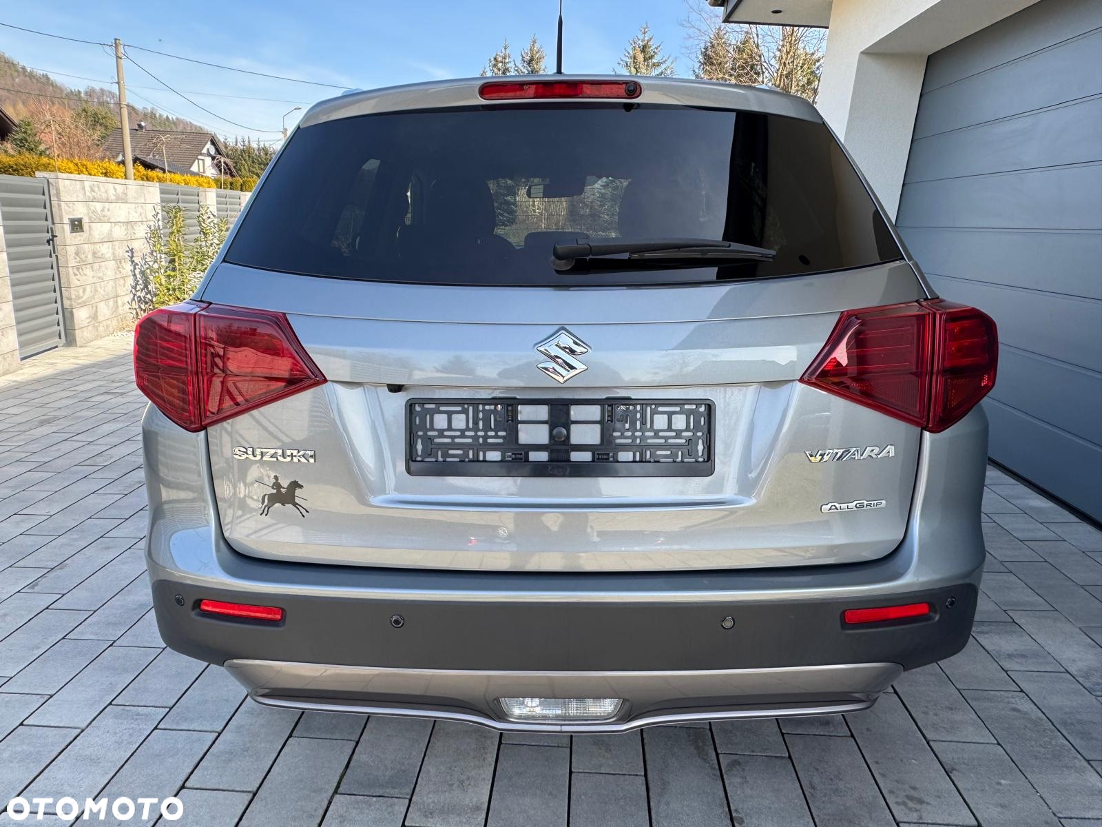 Suzuki Vitara 1.0 Boosterjet Premium 4WD - 6