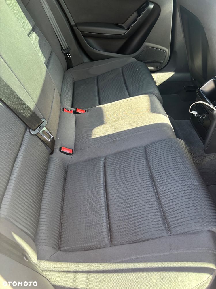 Audi A4 Avant 2.0 TDI DPF multitronic S line Sportpaket - 12