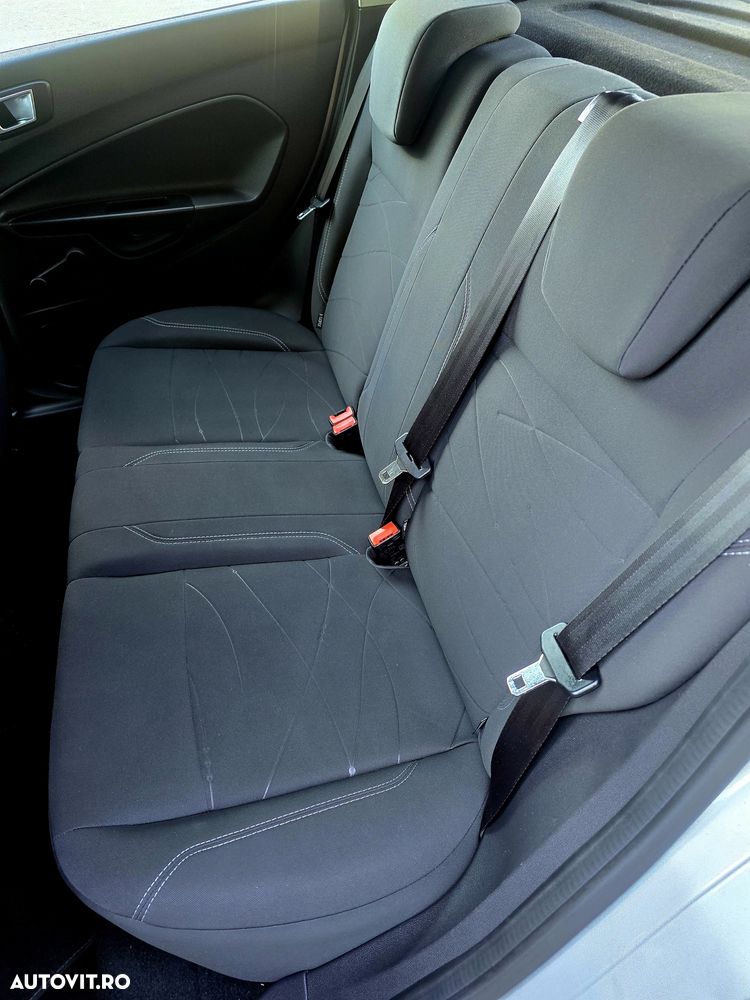 Ford Fiesta 1.6 TDCI Champions Edition - 16