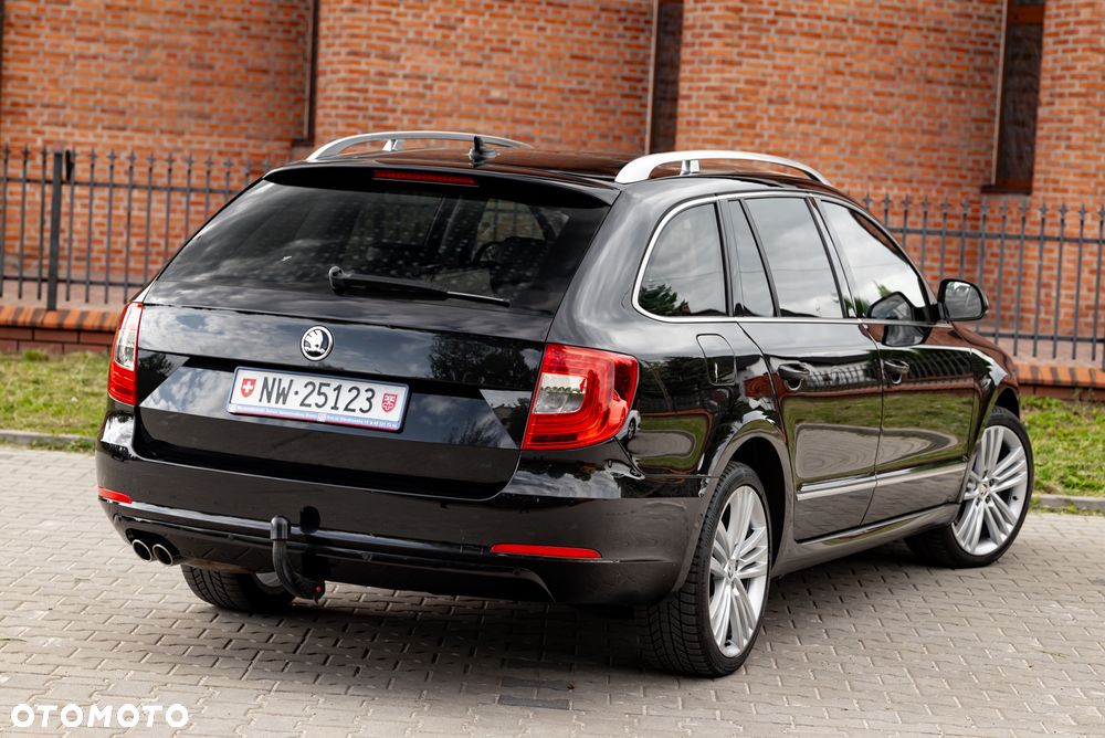 Skoda Superb 2.0 TDI Green tec 4x4 DSG Elegance - 12