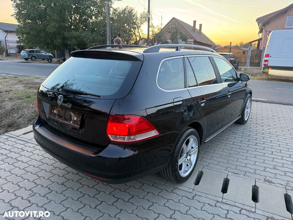 Volkswagen Golf - 12