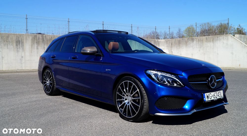 Mercedes-Benz Klasa C AMG 43 4Matic T 9G-TRONIC - 3