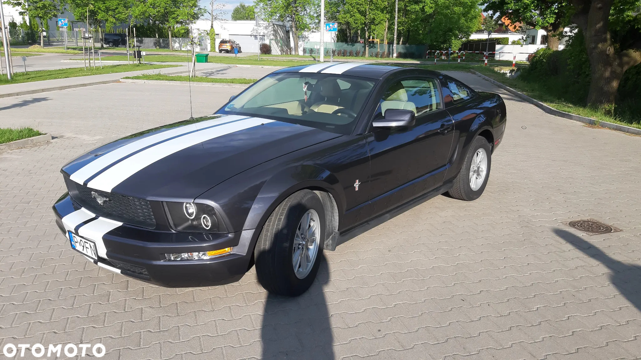 Ford Mustang 4.0 V6 - 8