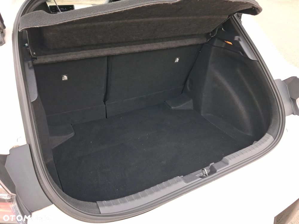 Toyota Corolla 1.2 T Active - 21