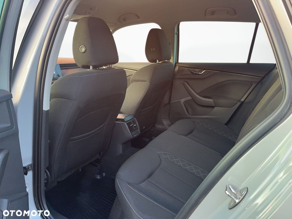 Skoda Kamiq 1.0 TSI Ambition - 33