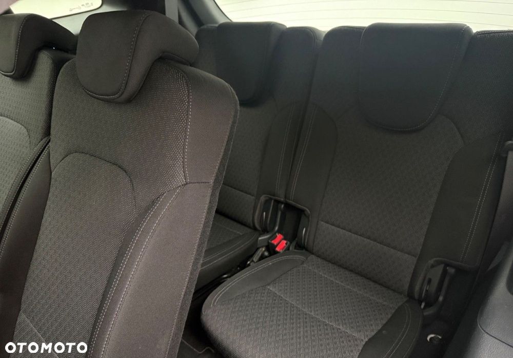 Kia Carens 1.6 GDI Business Line 7os EU6 - 27