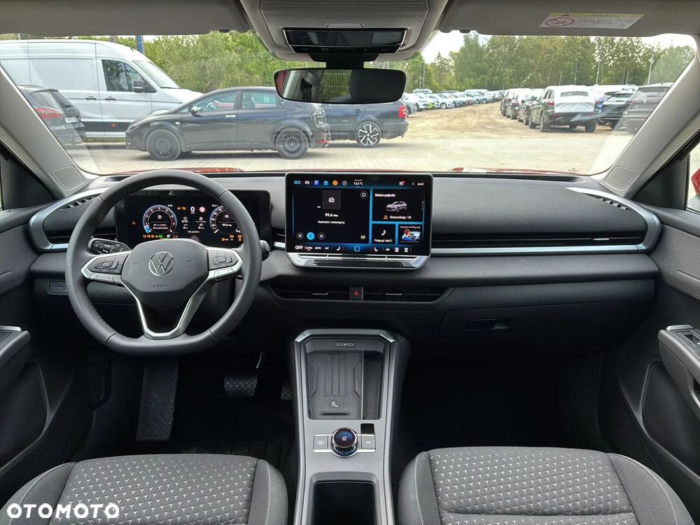 Volkswagen T-Roc - 12