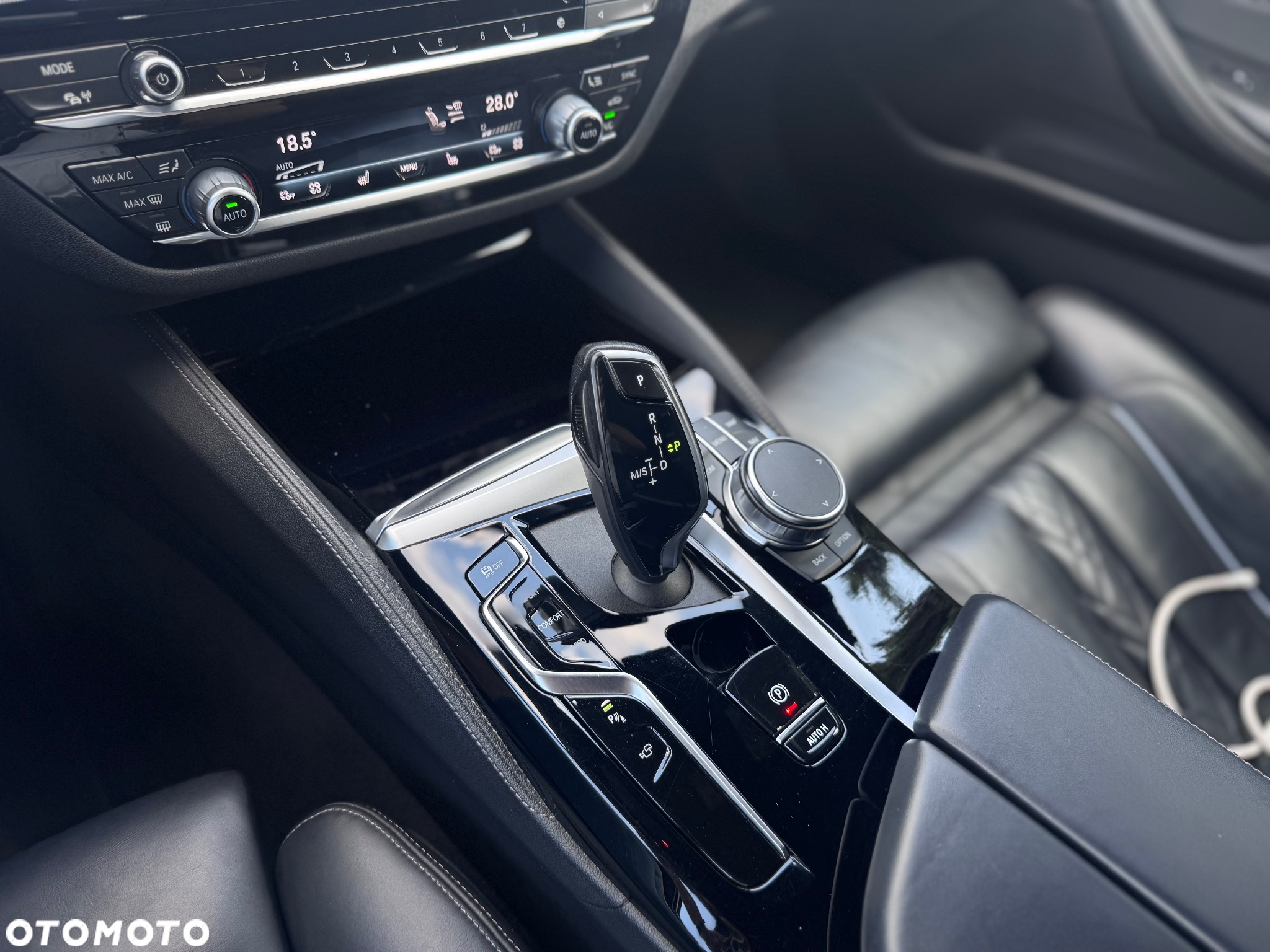 BMW Seria 5 540d xDrive Touring M Sport Edition - 30