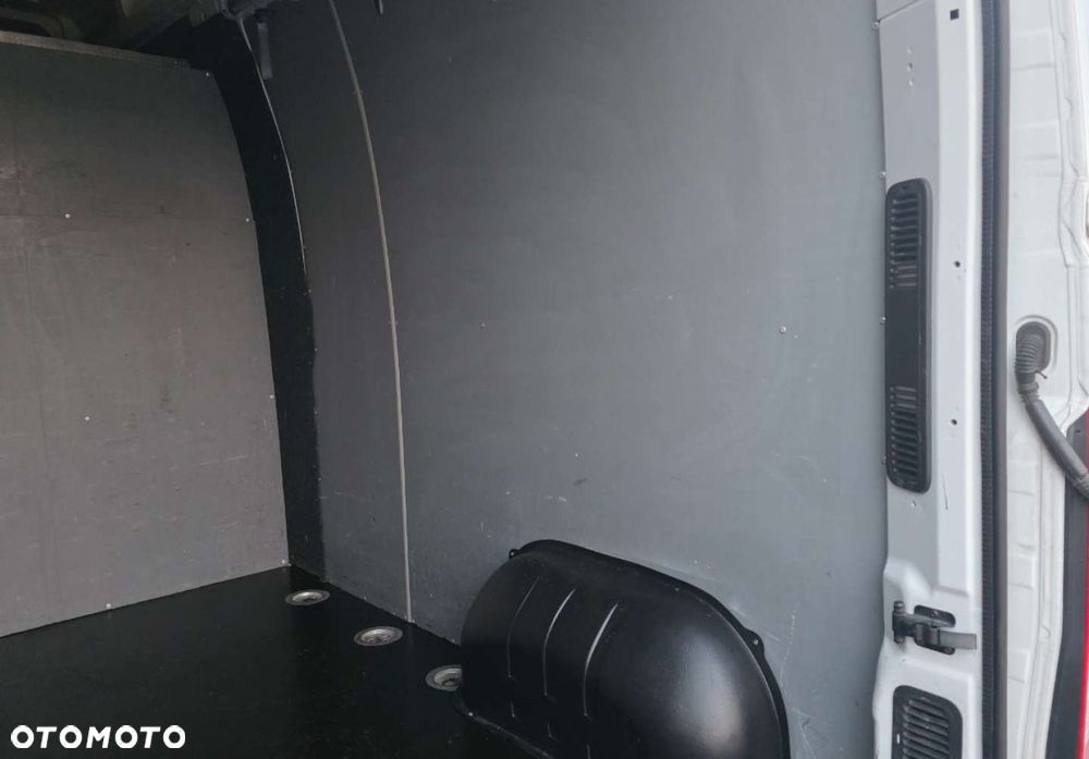 Renault Master - 32