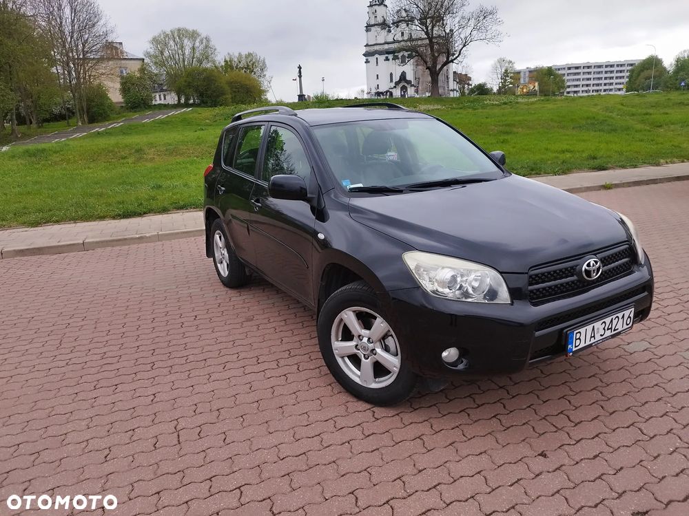 Toyota RAV4 2.0 VVT-i Prestige - 1