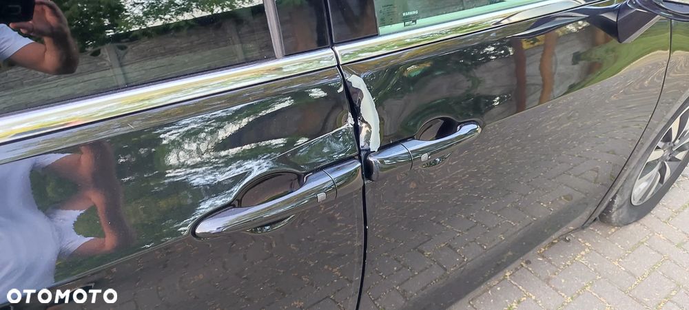Chrysler Pacifica - 5
