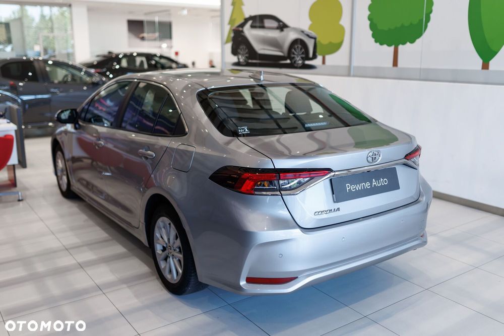 Toyota Corolla - 5