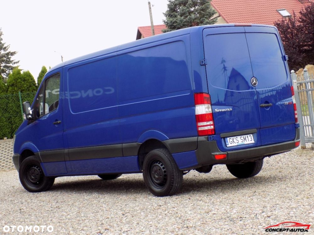 Mercedes-Benz Sprinter - 9