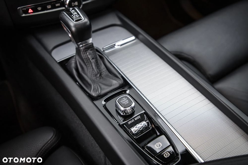 Volvo XC 60 D4 SCR Inscription - 23