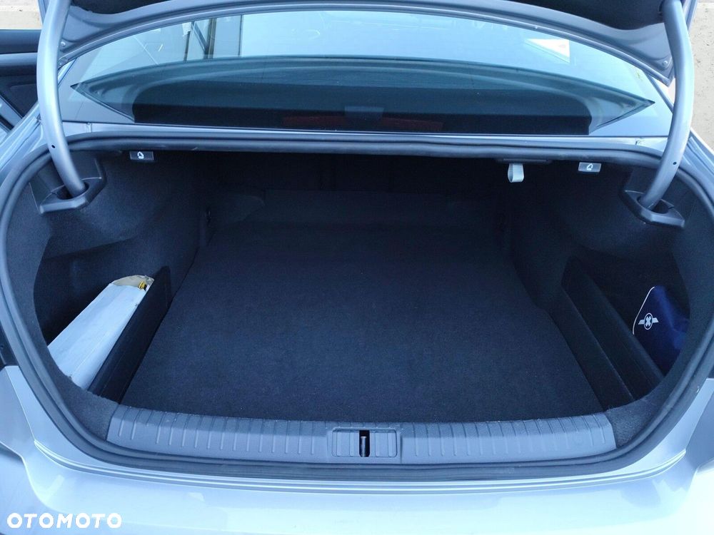 Volkswagen Passat 1.5 TSI EVO Business DSG - 17