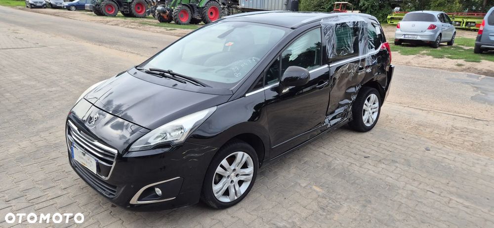 Peugeot 5008 - 1