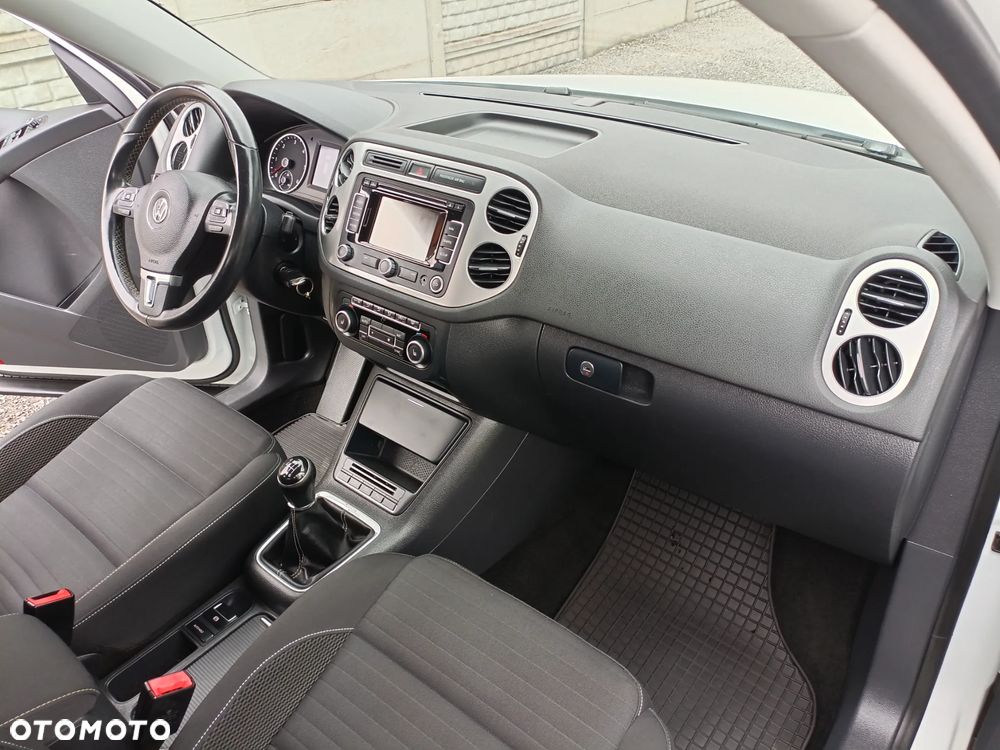 Volkswagen Tiguan 2.0 TDI DPF 4Motion BlueMotion Technology Cup Sport & Style - 10