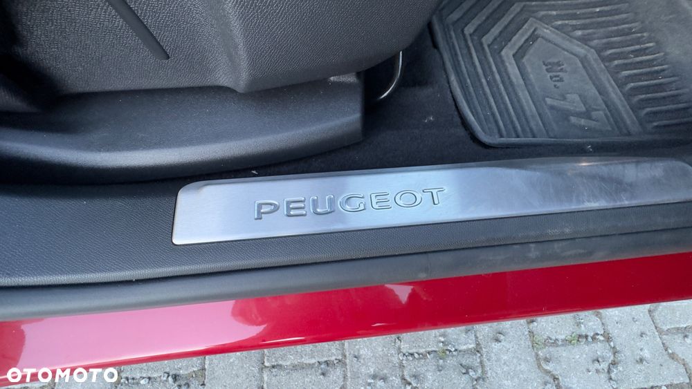 Peugeot 3008 PureTech 180 Stop & Start GPF EAT8 Crossway - 28