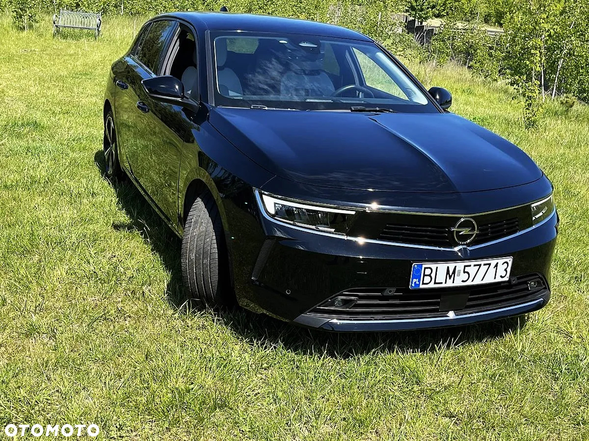 Opel Astra Plug-In-Hybrid Business Elegance - 4