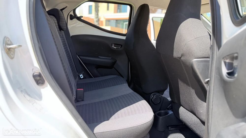 Toyota Aygo 1.0 X-Play - 3