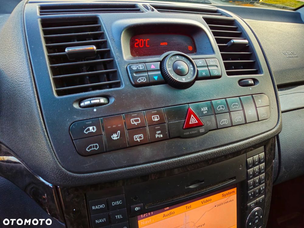 Mercedes-Benz Viano - 17