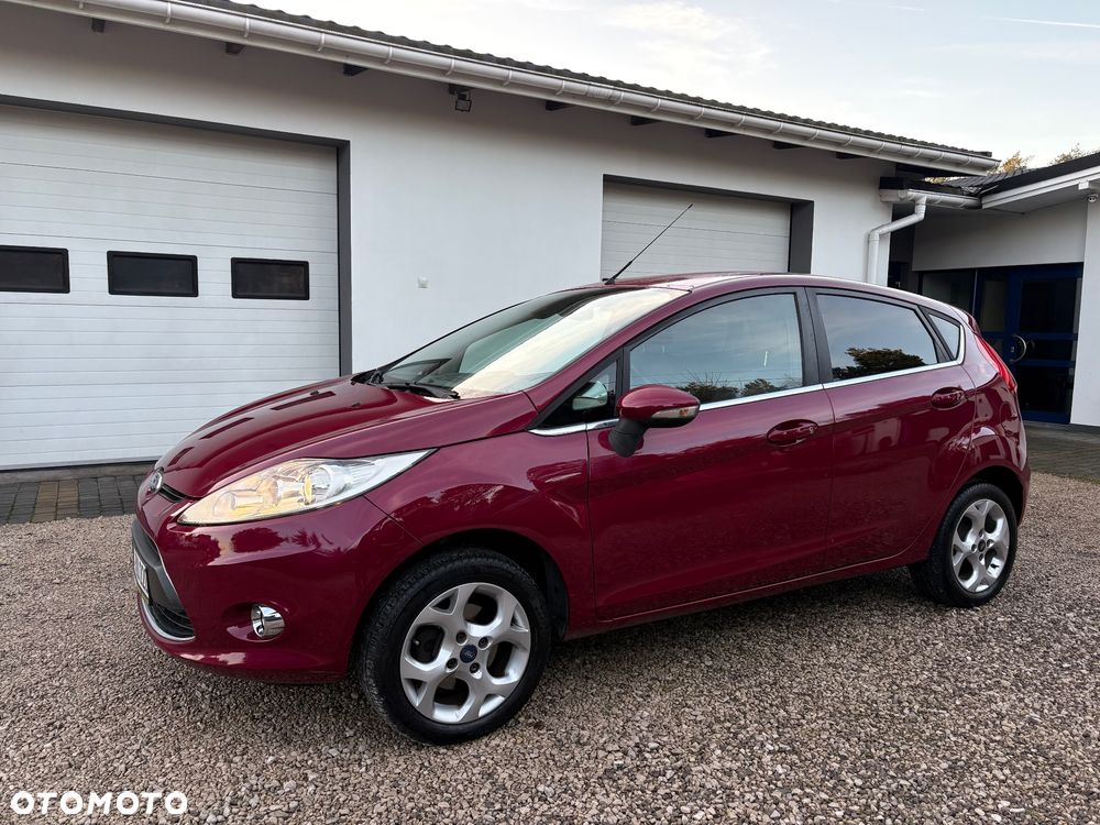 Ford Fiesta 1.4 Champions Edition - 2