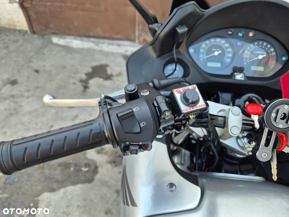 Honda CBF - 23