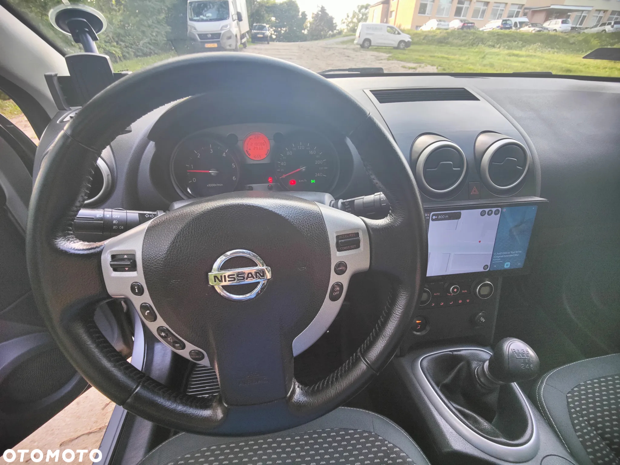 Nissan Qashqai 2.0 dCi DPF tekna - 10