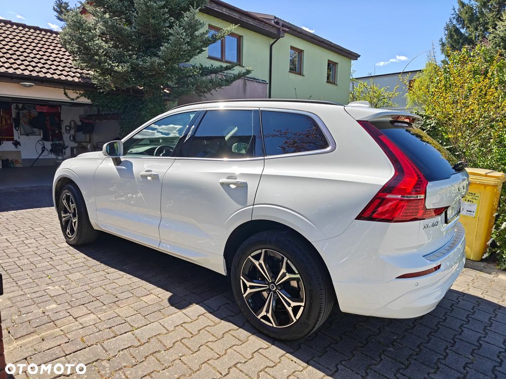 Volvo XC 60 B4 B Momentum Pro - 3
