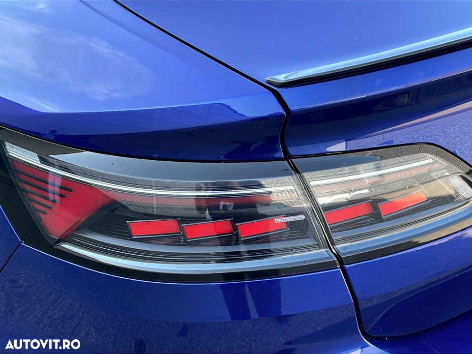 Volkswagen ARTEON 2.0 TDI 4Motion DSG R-Line - 12