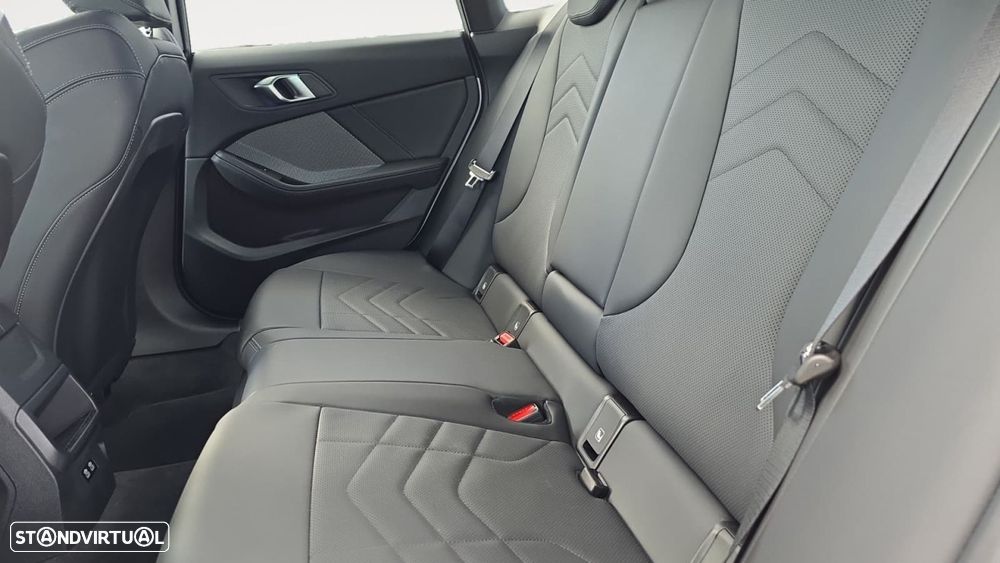 BMW 220 Gran Coupé Pack Desportivo M - 14