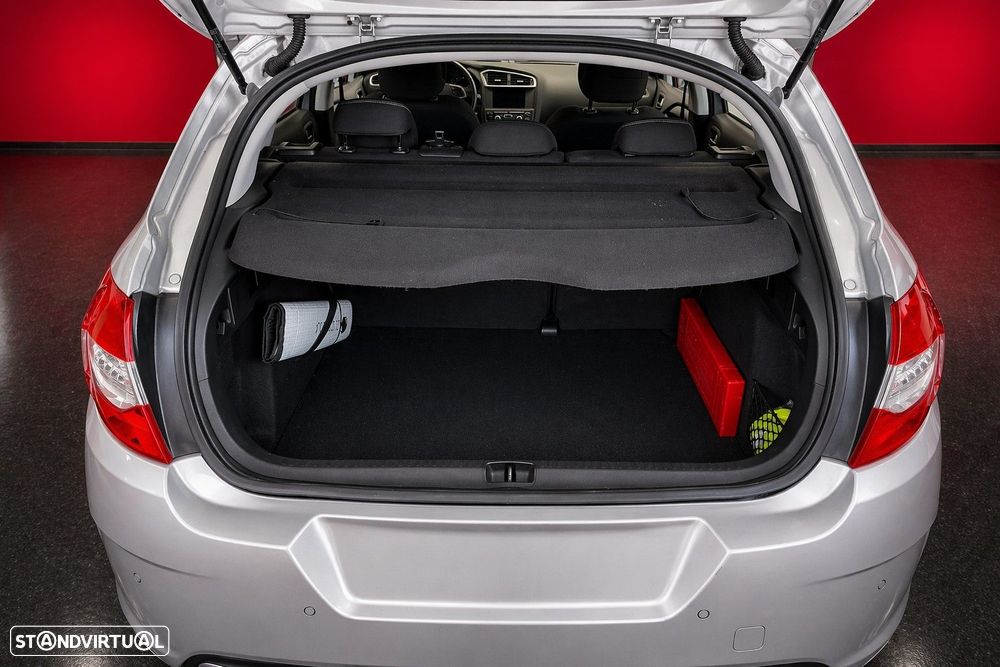 Citroën C4 1.6 HDi Attraction - 7