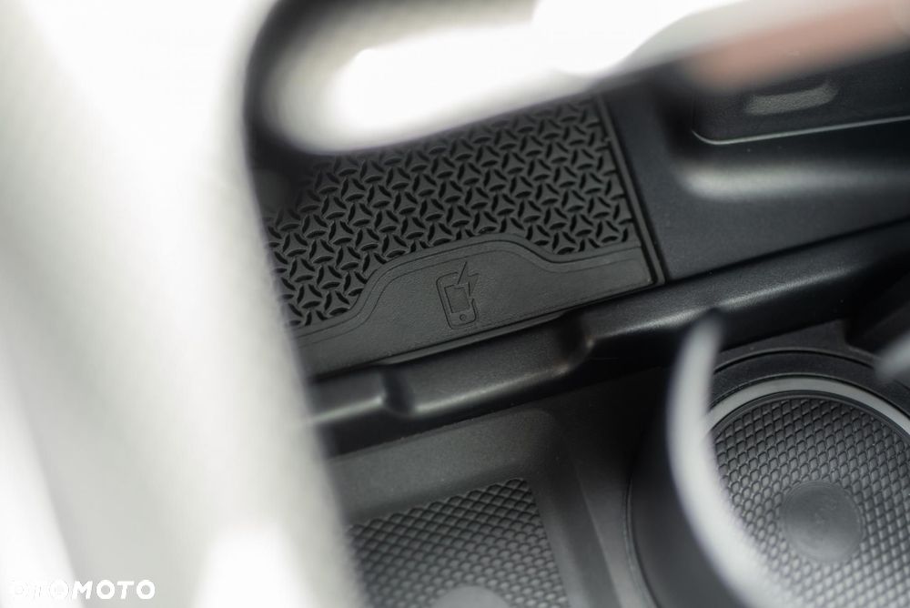 Mercedes-Benz GLC 300 mHEV 4-Matic AMG Line - 29