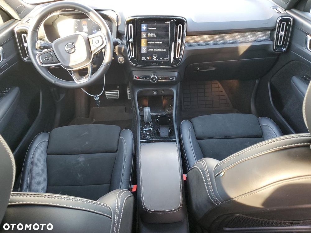Volvo XC 40 - 7