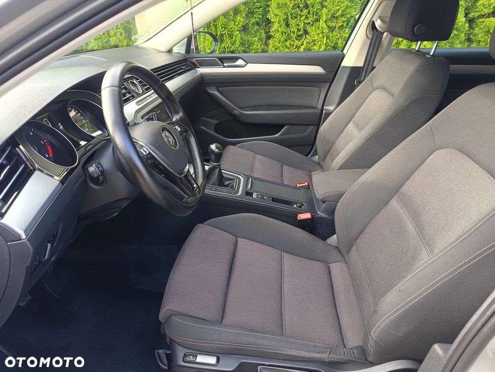 Volkswagen Passat 2.0 TDI BMT Comfortline - 6