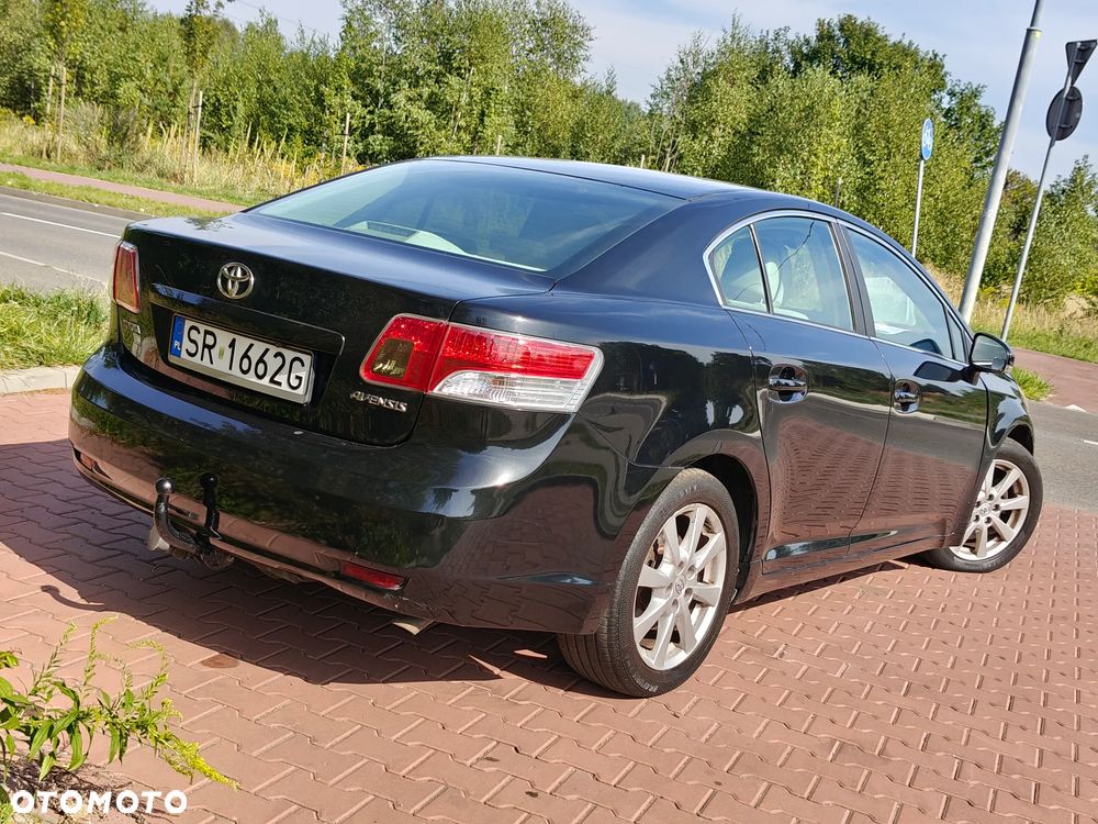 Toyota Avensis 2.0 D-4D Premium - 5