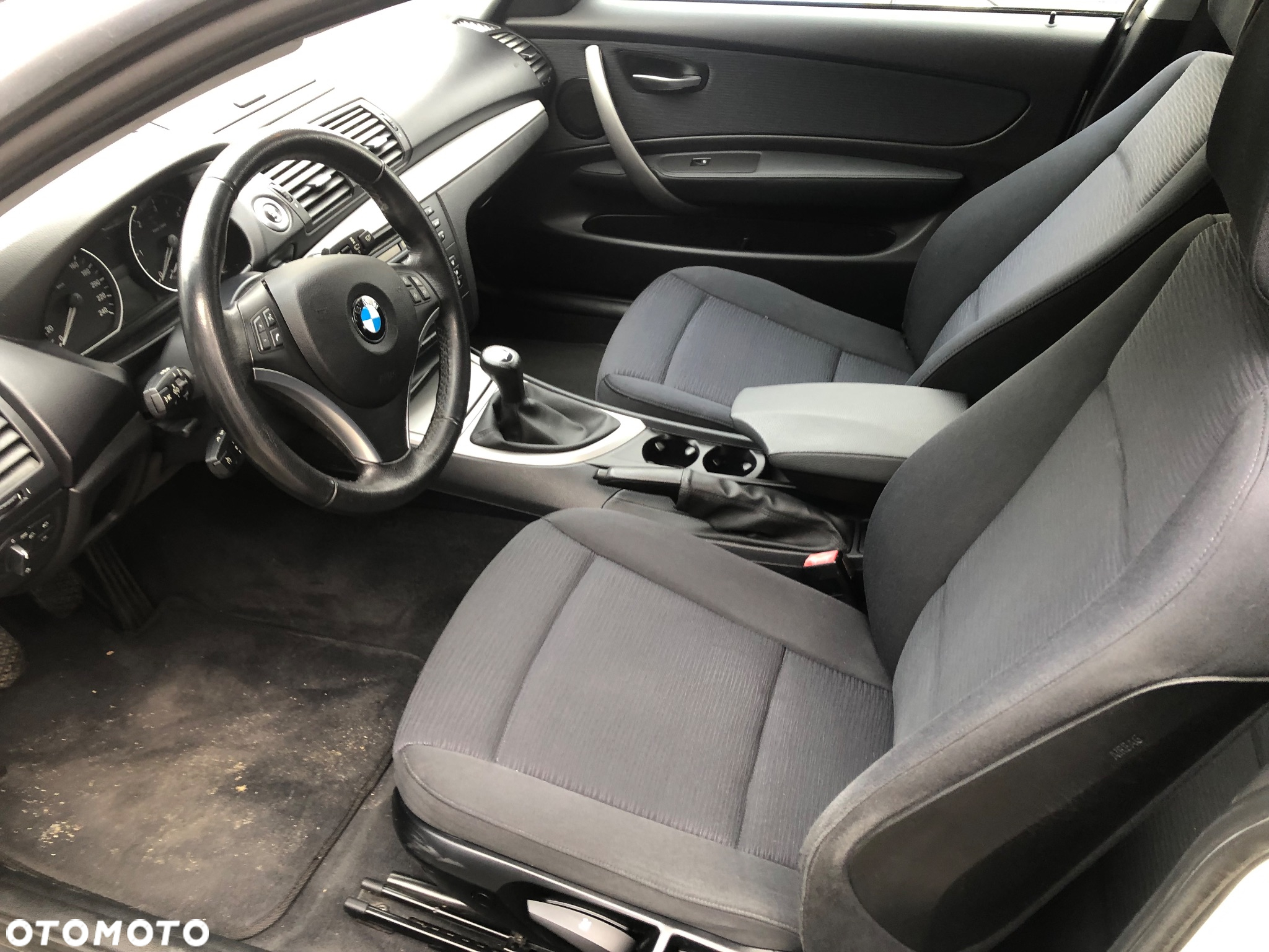 BMW Seria 1 118d - 13