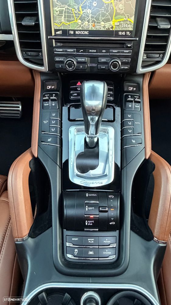 Porsche Cayenne S Hybrid Tiptronic S - 15