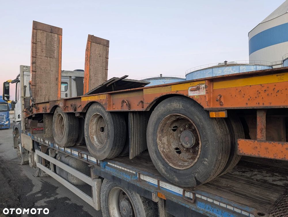 MAC MCCAULEY trzyosiowa - 2