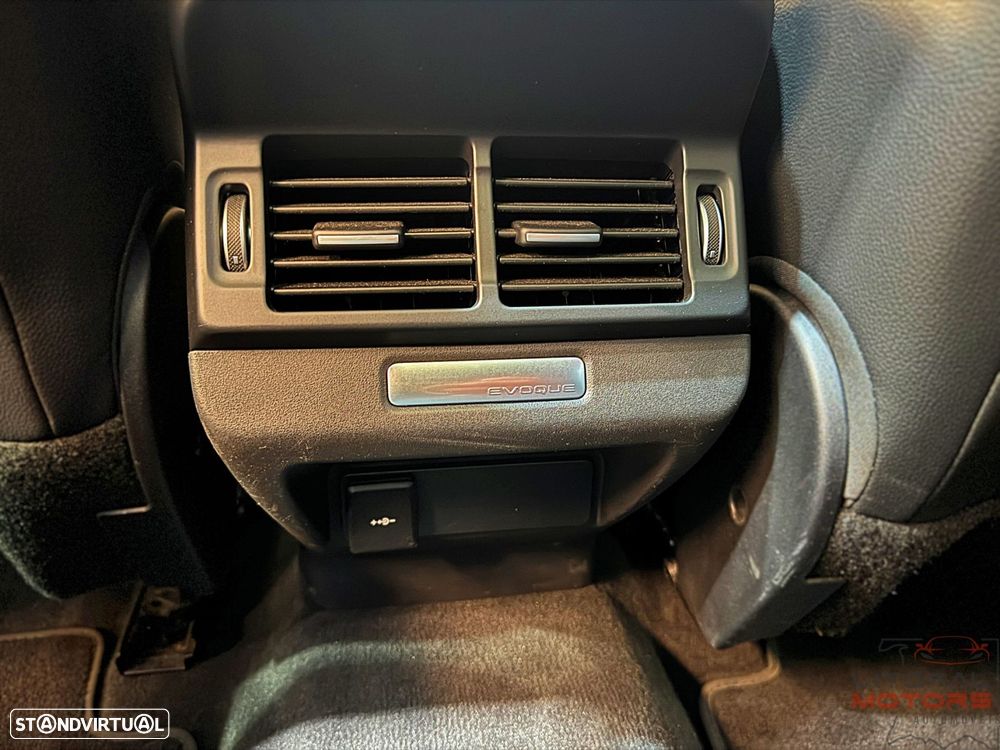 Land Rover Range Rover Evoque P300e R-Dynamic - 38