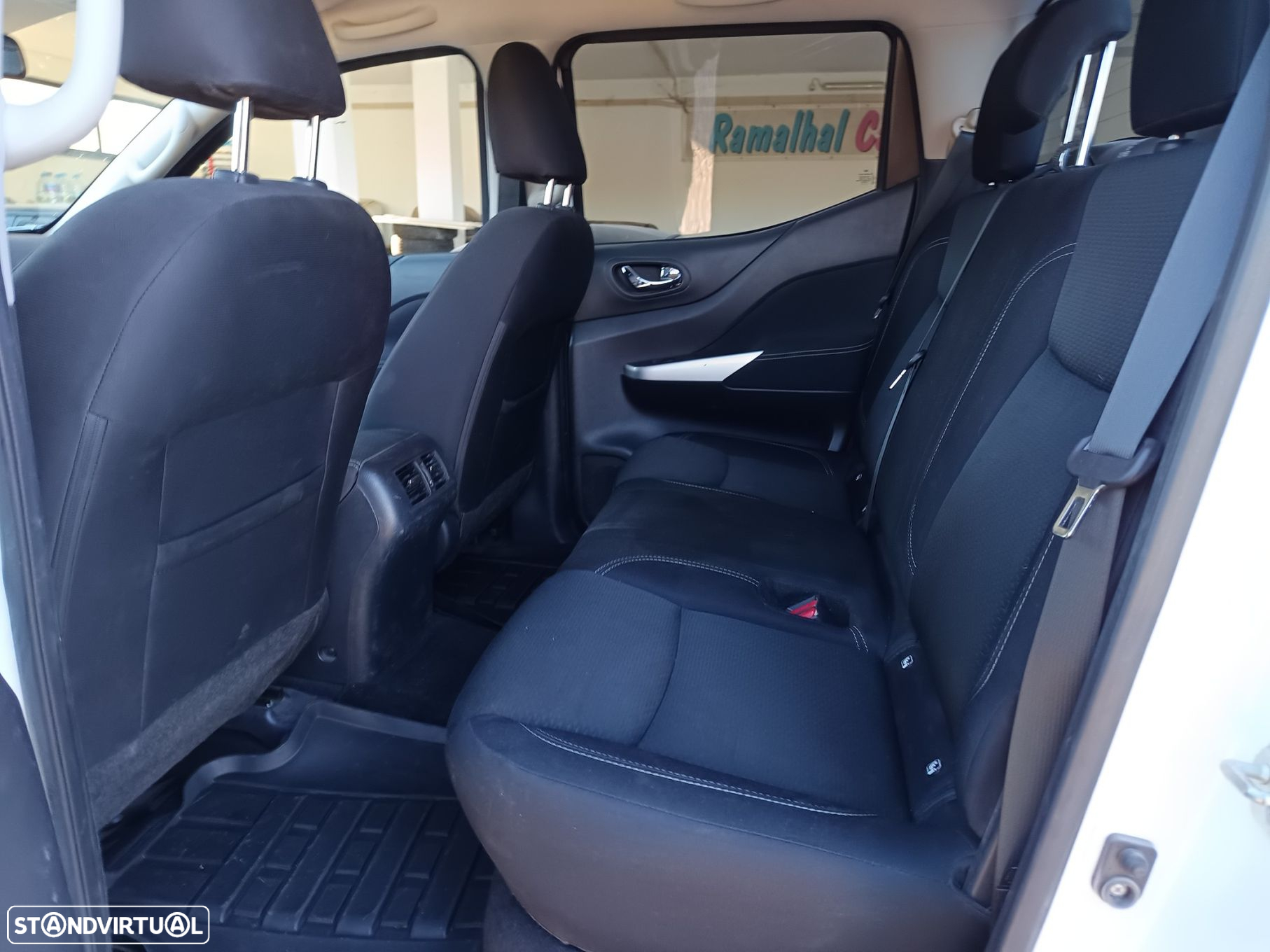 Nissan Navara 2.3 dCi CD 4WD N-Connecta Nav - 25