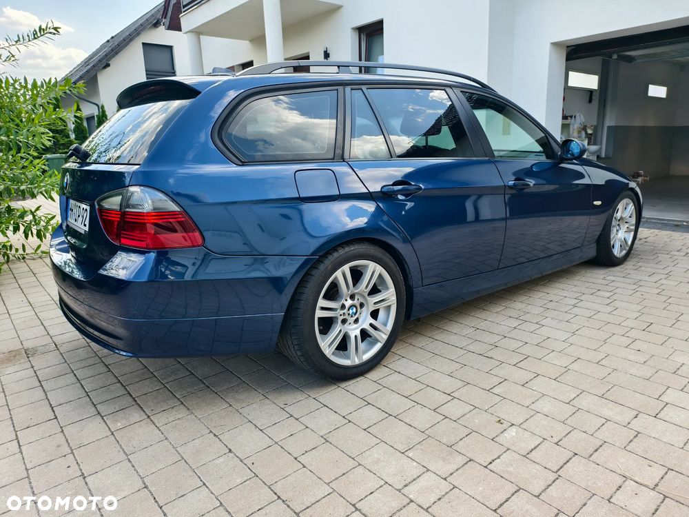 BMW Seria 3 - 12