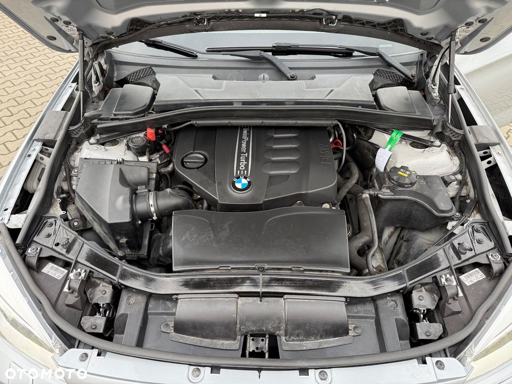 BMW X1 sDrive16d Sport Line - 14