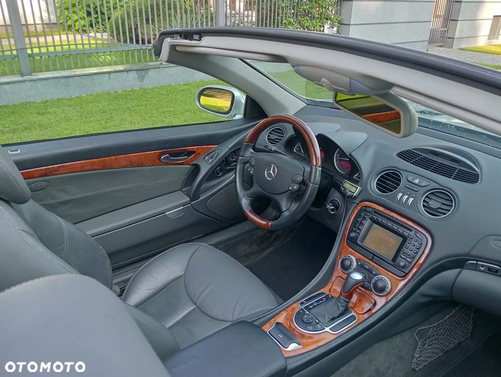 Mercedes-Benz SL 500 Edition 50 - 18