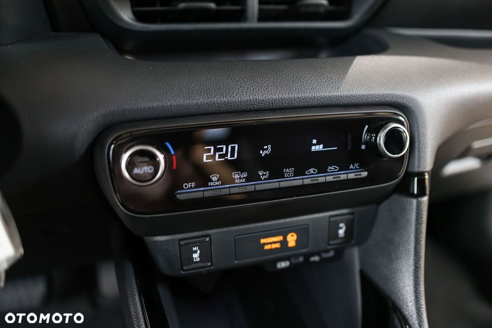 Toyota Yaris Hybrid 1.5 Style - 21