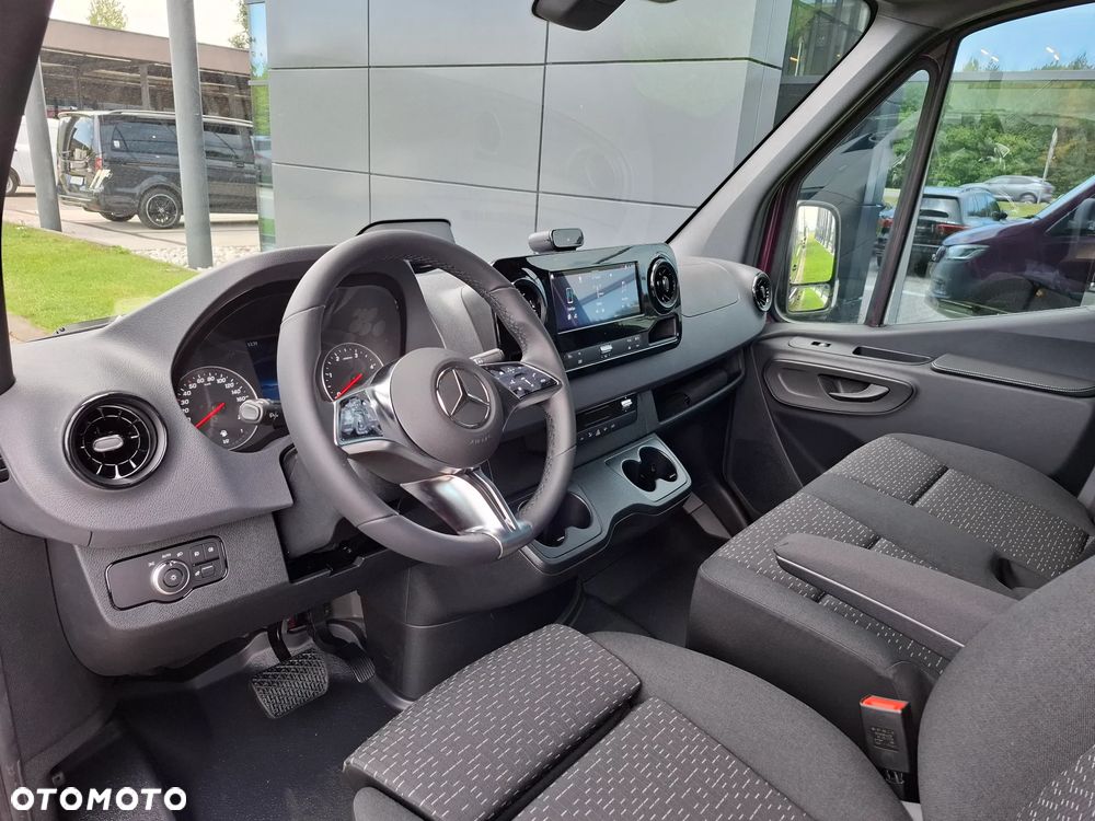Mercedes-Benz Sprinter 317 CDI Furgon PRO długi 4325 mm L3H2 - 18